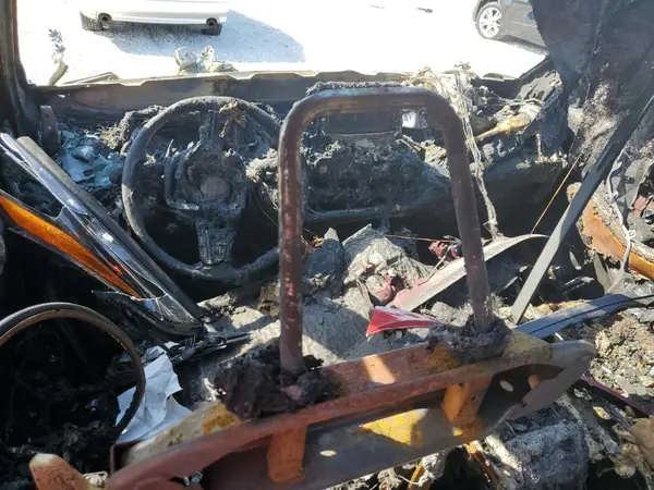 5TDHZRAH5LS003463 2020 TOYOTA HIGHLANDER - Image 8