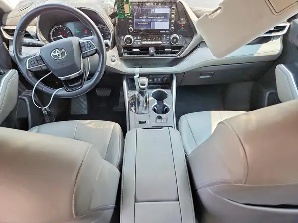 5TDHZRAH5LS500044 2020 TOYOTA HIGHLANDER - Image 8