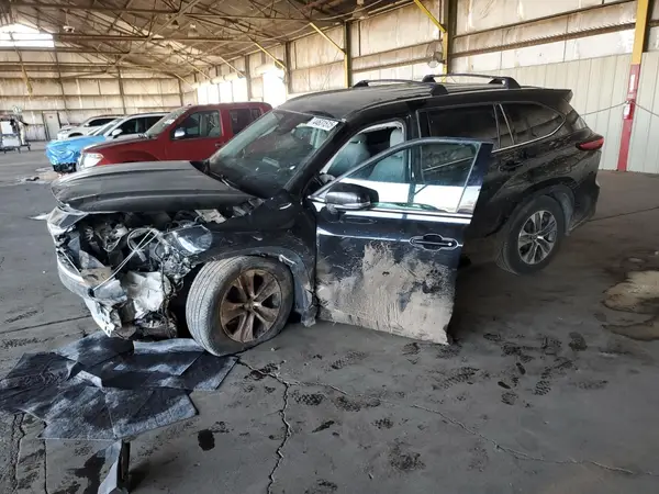 5TDHZRAH5MS537953 2021 TOYOTA HIGHLANDER - Image 1