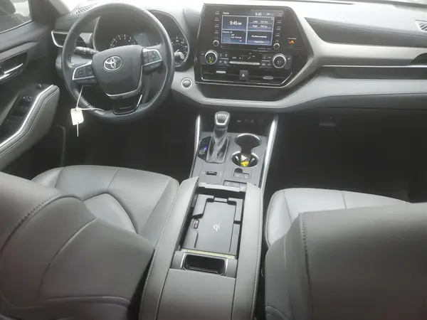 5TDHZRAH5MS538097 2021 TOYOTA HIGHLANDER - Image 8