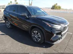 5TDHZRAH5NS114873 2022 TOYOTA HIGHLANDER