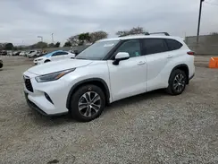 5TDHZRAH5NS549148 2022 TOYOTA HIGHLANDER