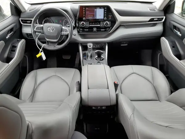 5TDHZRAH5NS549148 2022 TOYOTA HIGHLANDER - Image 8