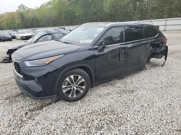 5TDHZRAH5NS555449 2022 TOYOTA HIGHLANDER - Image 1
