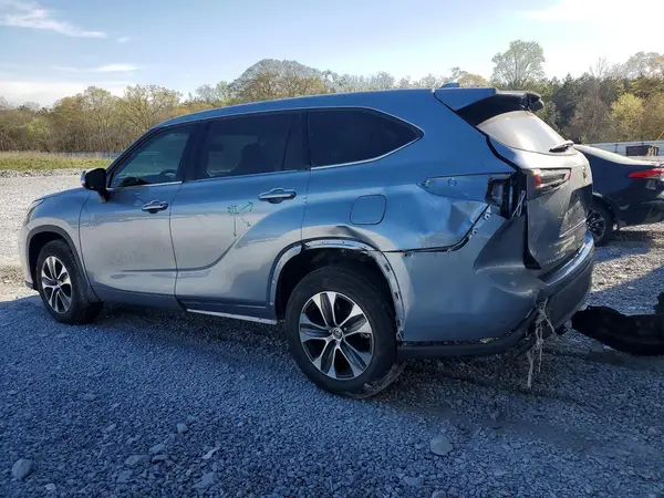 5TDHZRAH6LS019073 2020 TOYOTA HIGHLANDER - Image 2