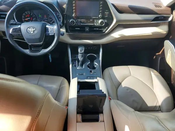 5TDHZRAH6LS509156 2020 TOYOTA HIGHLANDER - Image 8