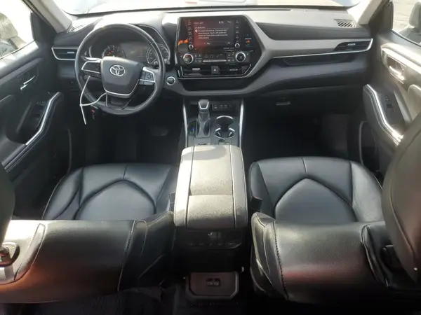 5TDHZRAH6NS098358 2022 TOYOTA HIGHLANDER - Image 8