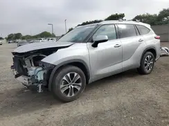 5TDHZRAH6NS551359 2022 TOYOTA HIGHLANDER