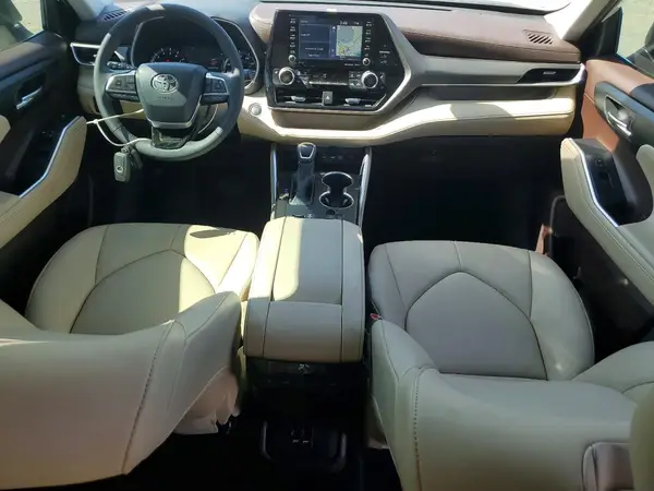 5TDHZRAH7MS046056 2021 TOYOTA HIGHLANDER - Image 8