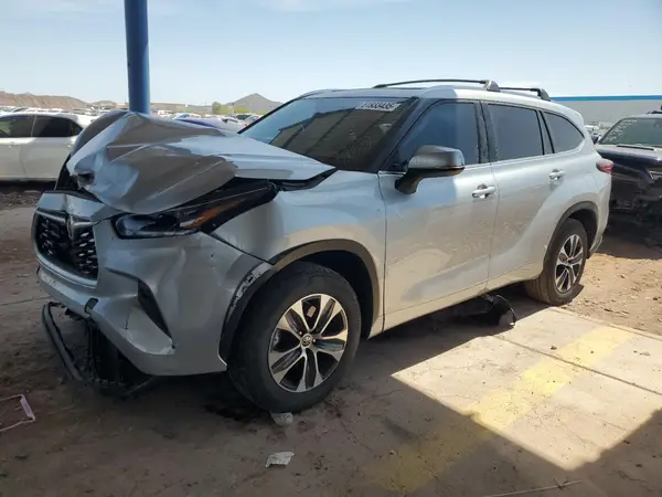 5TDHZRAH7MS061754 2021 TOYOTA HIGHLANDER - Image 1