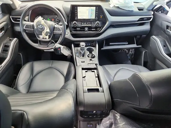 5TDHZRAH7NS115250 2022 TOYOTA HIGHLANDER - Image 8