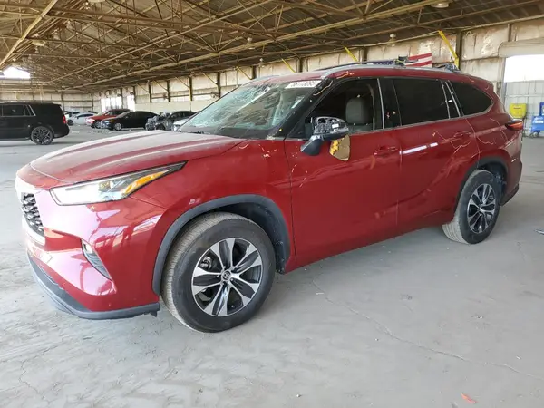 5TDHZRAH7NS136034 2022 TOYOTA HIGHLANDER - Image 1