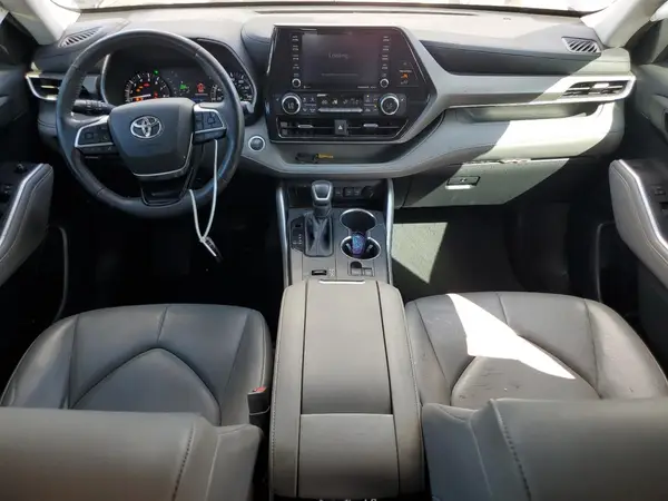 5TDHZRAH8LS010164 2020 TOYOTA HIGHLANDER - Image 8