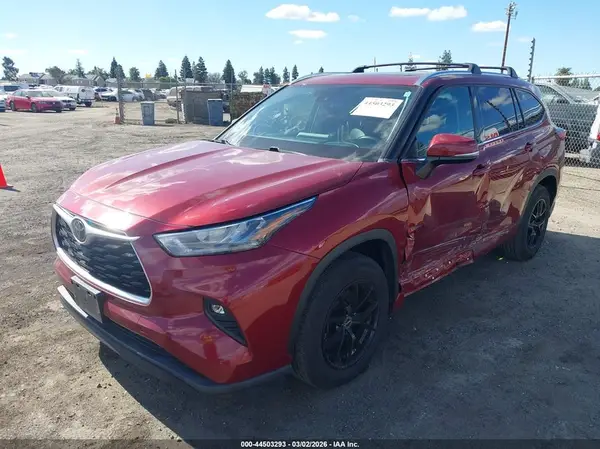 5TDHZRAH8LS010505 2020 TOYOTA HIGHLANDER - Image 2