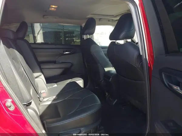 5TDHZRAH8LS010505 2020 TOYOTA HIGHLANDER - Image 8