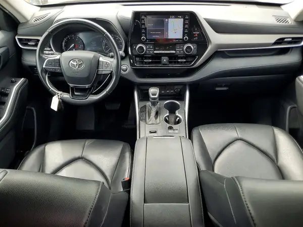 5TDHZRAH8LS510860 2020 TOYOTA HIGHLANDER - Image 8