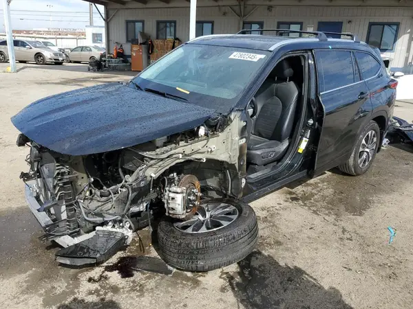 5TDHZRAH8MS532276 2021 TOYOTA HIGHLANDER - Image 1