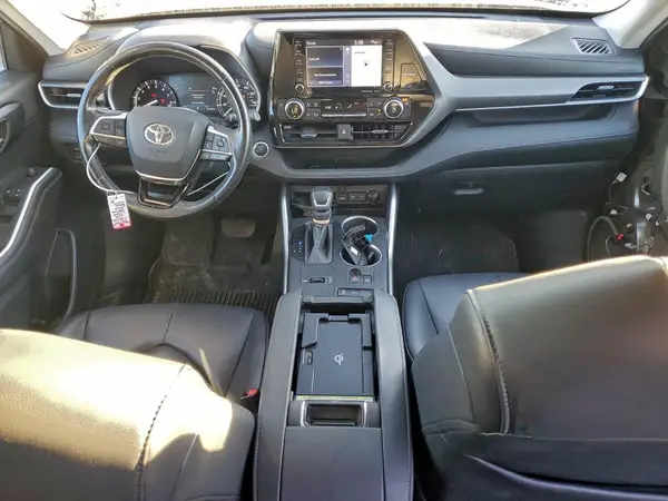 5TDHZRAH9LS014059 2020 TOYOTA HIGHLANDER - Image 8
