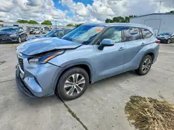 5TDHZRAH9MS043272 2021 TOYOTA HIGHLANDER