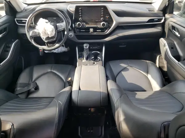 5TDHZRAH9MS065126 2021 TOYOTA HIGHLANDER - Image 8