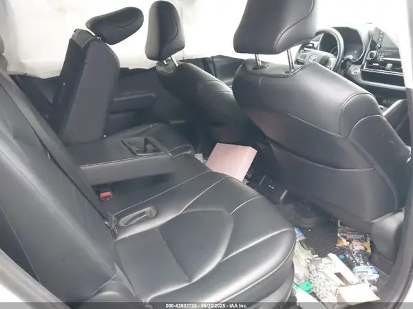 5TDHZRAH9MS515101 2021 TOYOTA HIGHLANDER - Image 8