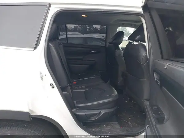 5TDHZRAHXLS510181 2020 TOYOTA HIGHLANDER - Image 8