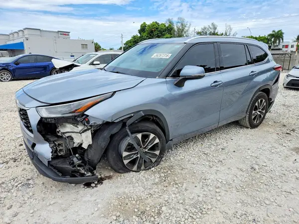 5TDHZRAHXMS056919 2021 TOYOTA HIGHLANDER - Image 1