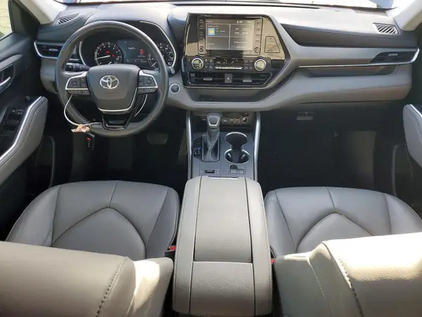 5TDHZRAHXMS519724 2021 TOYOTA HIGHLANDER - Image 8