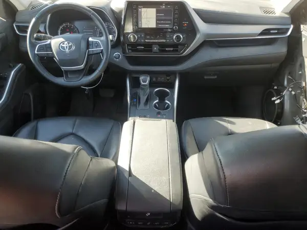 5TDHZRAHXNS114867 2022 TOYOTA HIGHLANDER - Image 8