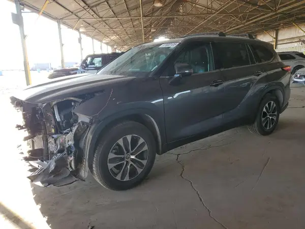 5TDHZRAHXNS545919 2022 TOYOTA HIGHLANDER - Image 1