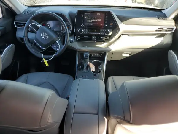 5TDHZRAHXNS547847 2022 TOYOTA HIGHLANDER - Image 8