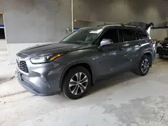 5TDHZRAHXNS558699 2022 TOYOTA HIGHLANDER