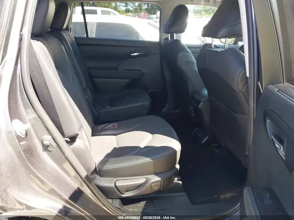 5TDHZRBH0LS035753 2020 TOYOTA HIGHLANDER - Image 8