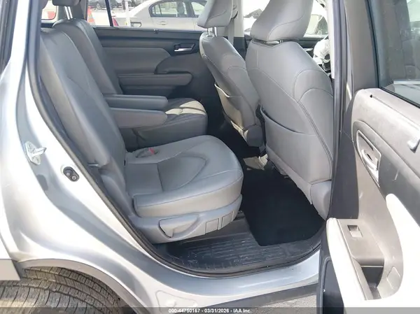 5TDHZRBH0LS054271 2020 TOYOTA HIGHLANDER - Image 8