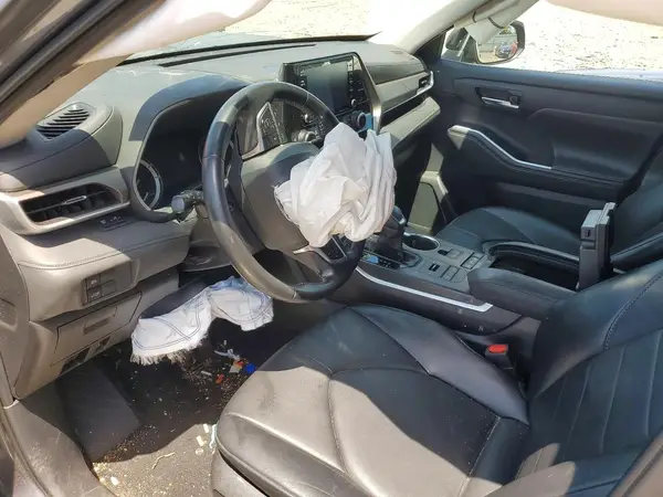 5TDHZRBH0MS081553 2021 TOYOTA HIGHLANDER - Image 8