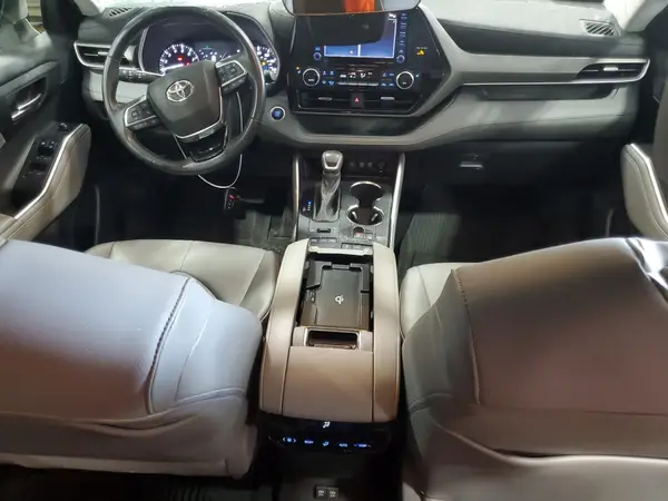 5TDHZRBH0MS083285 2021 TOYOTA HIGHLANDER - Image 8
