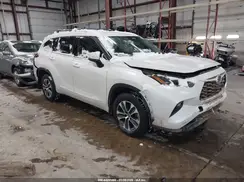 5TDHZRBH0MS139869 2021 TOYOTA HIGHLANDER