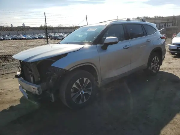 5TDHZRBH0MS142741 2021 TOYOTA HIGHLANDER - Image 1