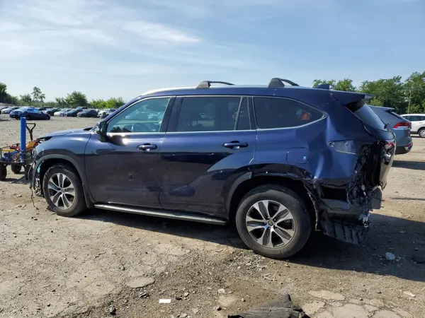5TDHZRBH0MS532450 2021 TOYOTA HIGHLANDER - Image 2