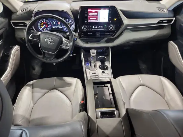 5TDHZRBH0NS173294 2022 TOYOTA HIGHLANDER - Image 8