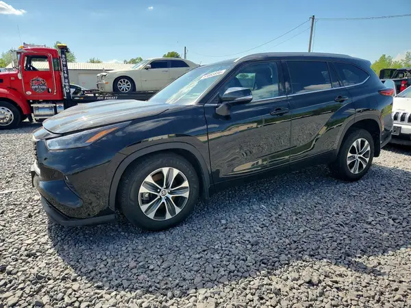 5TDHZRBH0NS226365 2022 TOYOTA HIGHLANDER - Image 1