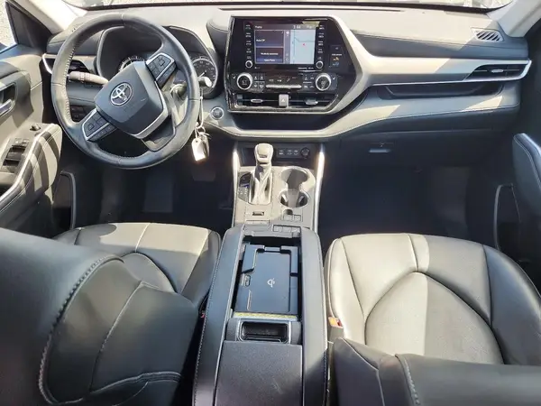 5TDHZRBH0NS226365 2022 TOYOTA HIGHLANDER - Image 8