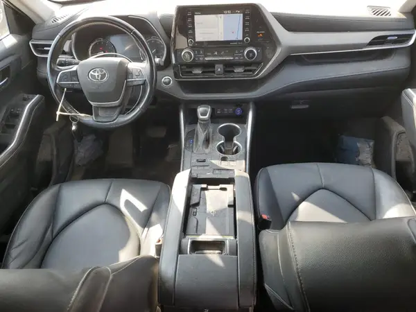 5TDHZRBH0NS227886 2022 TOYOTA HIGHLANDER - Image 8