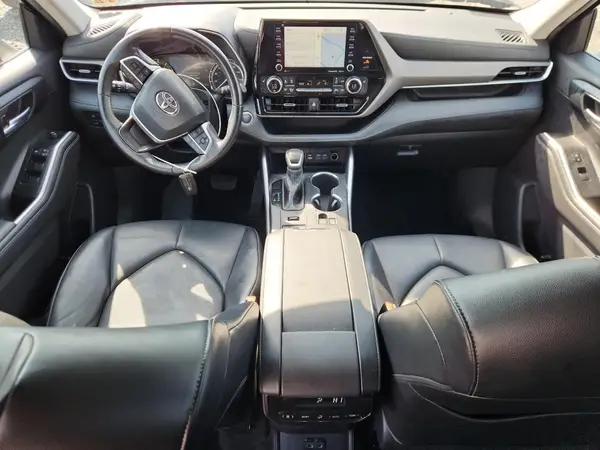 5TDHZRBH0NS574196 2022 TOYOTA HIGHLANDER - Image 8