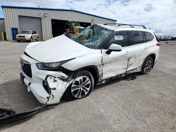 5TDHZRBH1LS030769 2020 TOYOTA HIGHLANDER - Image 1