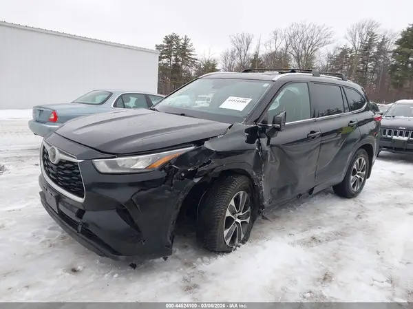5TDHZRBH1LS037026 2020 TOYOTA HIGHLANDER - Image 2