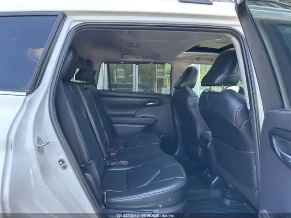 5TDHZRBH1LS505594 2020 TOYOTA HIGHLANDER - Image 8