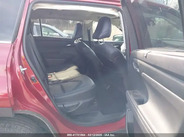 5TDHZRBH1MS090486 2021 TOYOTA HIGHLANDER - Image 8