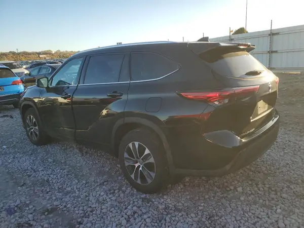 5TDHZRBH1MS091573 2021 TOYOTA HIGHLANDER - Image 2