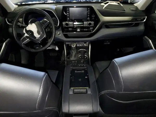 5TDHZRBH1MS155630 2021 TOYOTA HIGHLANDER - Image 8